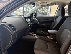 2024 Mitsubishi ASX ES