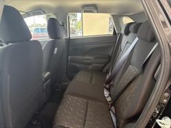 2024 Mitsubishi ASX ES