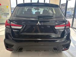 2024 Mitsubishi ASX ES