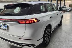 2025 Jaecoo J8 Track