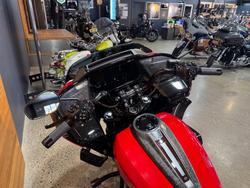 2025 Harley-davidson FLTRXSTSE CVO RD GLIDE ST 121 Red