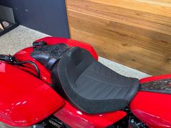 2025 Harley-davidson FLTRXSTSE CVO RD GLIDE ST 121 Red