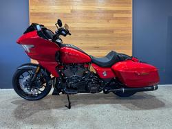 2025 Harley-davidson FLTRXSTSE CVO RD GLIDE ST 121 Red