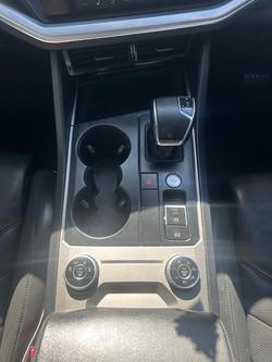 2019 Volkswagen
                Touareg 190TDI Launch Edition