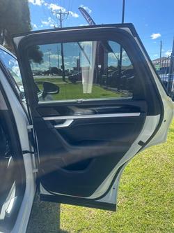 2019 Volkswagen Touareg 190TDI Launch Edition