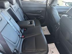 2025 HYUNDAI NX4 TUCSON NX4.V4 TUCSON ELITE 2.0P AT 2WD WHITE CREAM