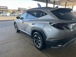 2025 HYUNDAI NX4 TUCSON NX4.V4 TUCSON ELITE 2.0P AT 2WD SHIMMERING SILVER