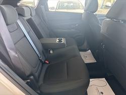 2025 HYUNDAI NX4 TUCSON NX4.V4 TUCSON 2.0P AT 2WD WHITE CREAM