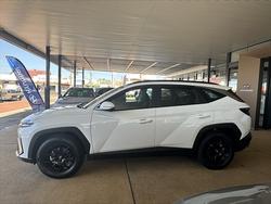 2025 HYUNDAI NX4 TUCSON NX4.V4 TUCSON 2.0P AT 2WD WHITE CREAM