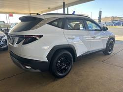 2025 HYUNDAI NX4 TUCSON NX4.V4 TUCSON 2.0P AT 2WD WHITE CREAM