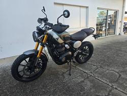 2025 Triumph SCRAMBLER 400 X GREEN