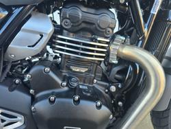 2025 Triumph SCRAMBLER 400 X GREEN