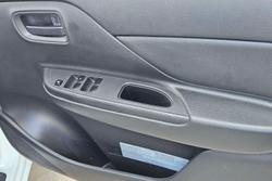 2021 Mitsubishi Triton GLX