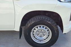 2021 Mitsubishi Triton GLX