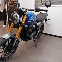 2025 Triumph SPEED 400 Caspian Blue / Storm Grey