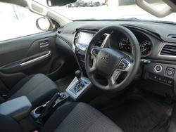 2022 Mitsubishi
Triton GLS