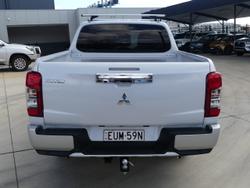2022 Mitsubishi
Triton GLS