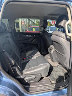 2022 LDV D90 Executive