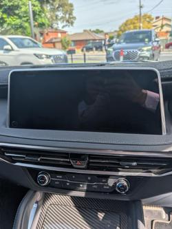 2022 LDV D90 Executive