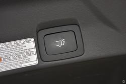 2022 LDV D90 Executive