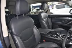 2022 LDV D90 Executive