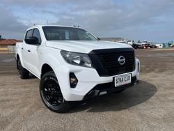 2020 Nissan
                Navara SL