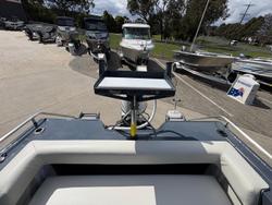 2025 QUINTREX 500 Fishabout Pro