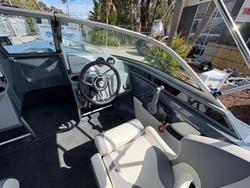 2025 QUINTREX 500 Fishabout Pro