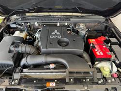 2018 Mitsubishi
Pajero GLX