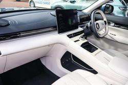 2025 Geely Starray EM-i Inspire