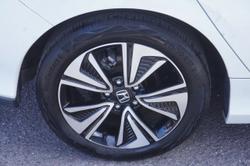 2017 Honda
                Civic VTi-L