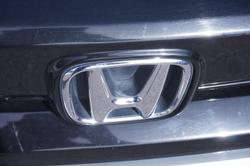 2017 Honda
                Civic VTi-L