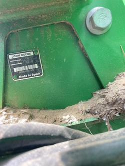 2013 John Deere
                S680 + 640D