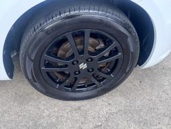 2015 Suzuki Swift GL FZ MY15 Snow White