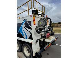 2012 Hino
Fmij Series Water Truck
