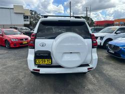 2019 TOYOTA
LANDCRUISER PRADO GXL (4x4)