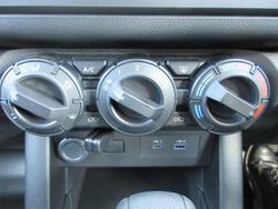 2025 Mitsubishi Triton GLX