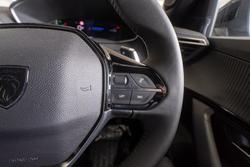 2025 Peugeot 2008 Allure Hybrid