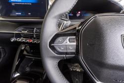 2025 Peugeot 2008 Allure Hybrid