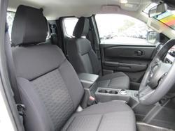 2025 Mitsubishi
Triton GLX