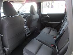 2025 Mitsubishi Outlander ES