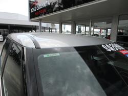 2025 Mitsubishi Outlander ES