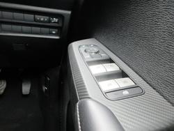 2025 Mitsubishi Outlander ES