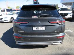 2025 Mitsubishi Outlander Exceed Tourer