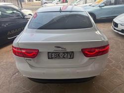 2015 Jaguar XE 20t Prestige X760 MY16 Glacier White