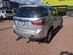 2015 Isuzu MU-X LS-U MY15 4x2 Titanium Silver