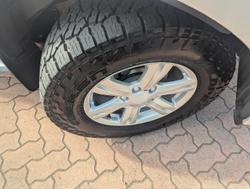 2015 Isuzu MU-X LS-U MY15 4x2 Titanium Silver
