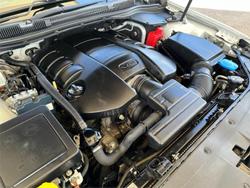2016 Holden Commodore SS Black VF Series II MY16 Heron White