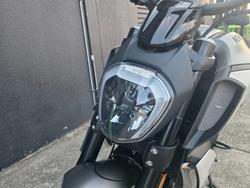 2019 DUCATI DIAVEL 1260 (SANDSTONE GREY) GREY