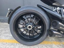 2019 DUCATI DIAVEL 1260 (SANDSTONE GREY) GREY